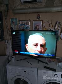 televisore 43 pollici marca united a led 