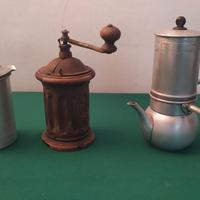 CAFFETTIERE E MACINACAFFE' D'EPOCA