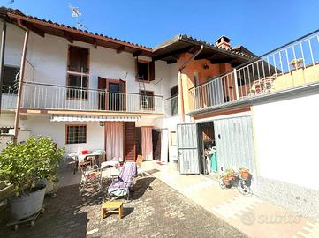 CASA SEMINDIPENDENTE A LAURIANO