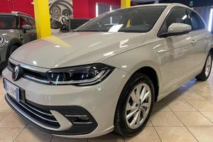 VOLKSWAGEN Polo 1.0 TSIFULL LED/APPLE/PDC*