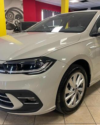 VOLKSWAGEN Polo 1.0 TSIFULL LED/APPLE/PDC*