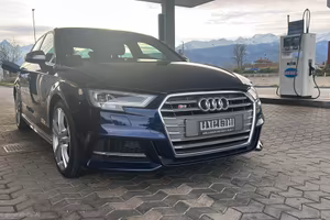 Audi s3  s-tronic quattro