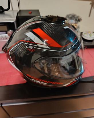 casco integrale scorpion fibra di carbonio 
