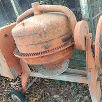 Betoniera usata in buono stato