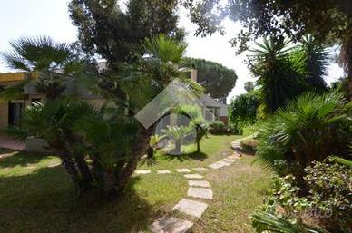 VILLA SINGOLA A NOICATTARO