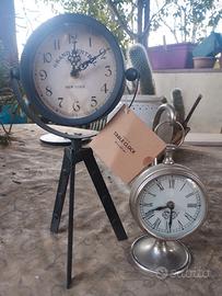 2 orologi da tavola