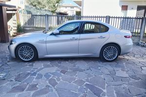 ALFA  ROMEO GIULIA 2200MJET