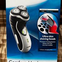 rasoio elettrico Philips Comfortably Close 7320