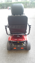 Scooter elettrico per disabili e anziani