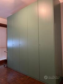 Armadio 5 ante attrezzato