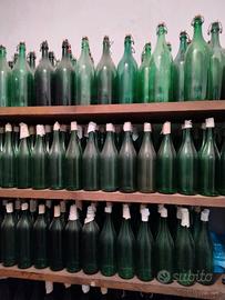 Bottiglie e bottiglioni vino