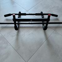 Barra per trazioni adidas