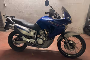 Honda Transalp XL 650 anno 2005