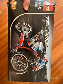 Diversi set lego