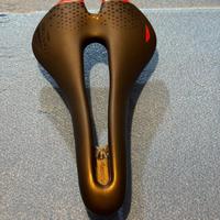 sella San Marco Aspide Short Open Fit carbon FX