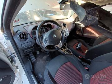 VOLANTE MULTIFUNZIONE ALFA ROMEO MITO