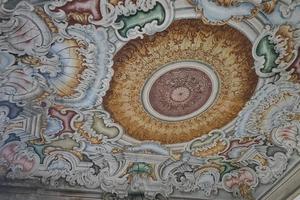 Casa con affreschi indipendente