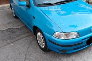 fiat punto 