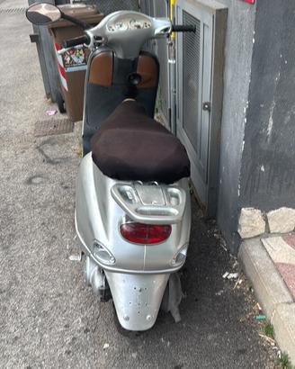 Vespa 50 4t