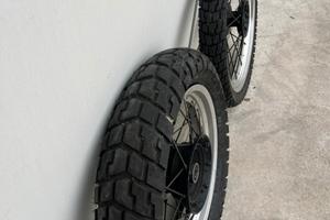 Cerchi con gomme Honda XL 600 RM LM