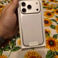 iPhone 17 Pro Argento 256GB