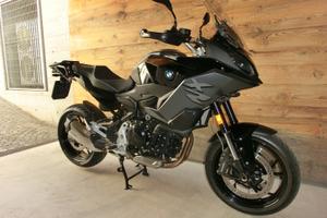 BMW F900XR Triple Black come nuova
