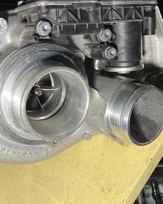 Turbina Mercedes 45 amg