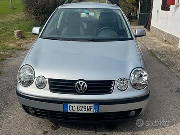 VW Polo 1.2 Confortline 5 porte tenuta molto bene