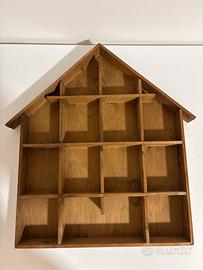 Mensola vintage a casetta in legno