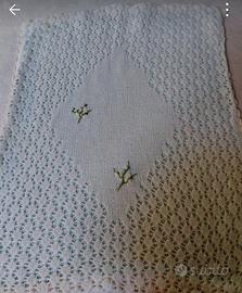 copertina da culla fatta a mano