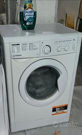 lavatrice Indesit A+++ 7 kg pari al NUOVO 