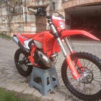 Beta 300 xpro 37 ore.