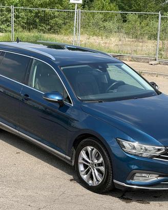 VOLKSWAGEN Passat Variant 2.0 TDI 200CV DSG Exec