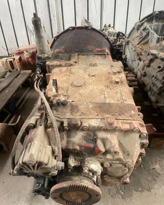 Cambio zf Iveco turbostar 190 48 - 16s220