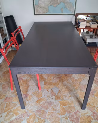 tavolo ikea marrone