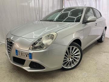 Alfa Romeo Giulietta 1.6 JTDm-2 DISTINCTIVE PRONTA