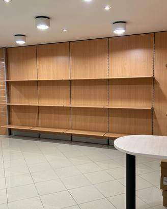 Arredo per Negozio di Abbigliamento e non