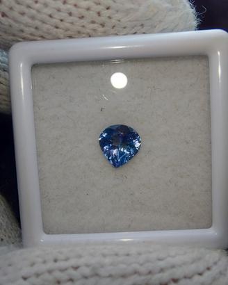 Tanzanite naturale 
