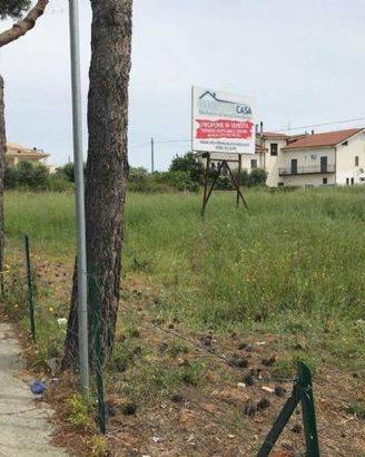 Terreno di 2300 m² a Roseto Capo Spulico