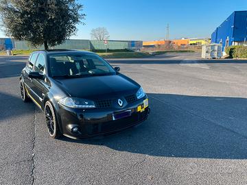 Renault Megane 2 RS turbo  225cv