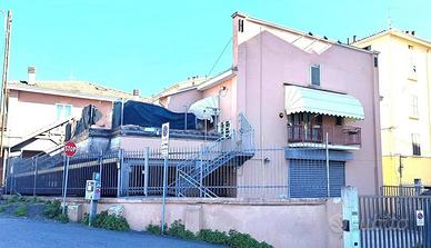 Immobile di 655 m² con 1 locale a Parma