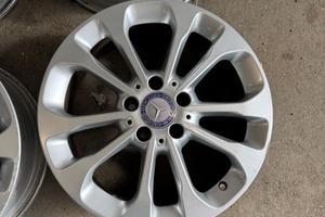 Cerchi in lega Mercedes Gla Glb Vito Viano
