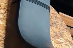 sella originale SUZUKI DR 250 350 bicolore