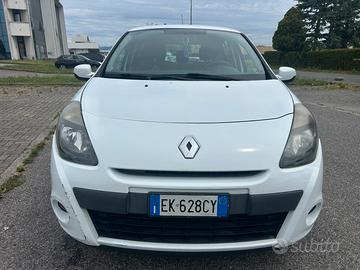 Renault clio 2011 benzina gpl