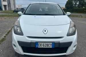 Renault clio 2011 benzina gpl