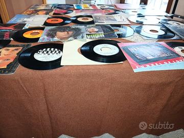 27 vinili 45 giri,autori vari come da foto
