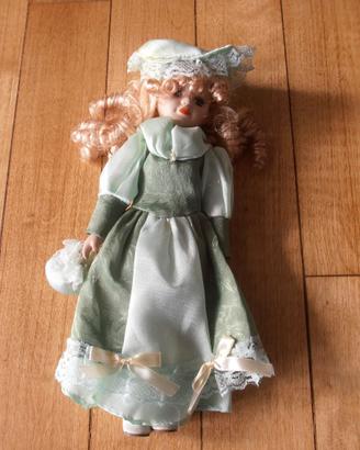 BAMBOLA VINTAGE PORCELLANA ALTEZZA 32 CM