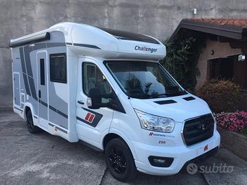 Challenger 250 Graphite Edition