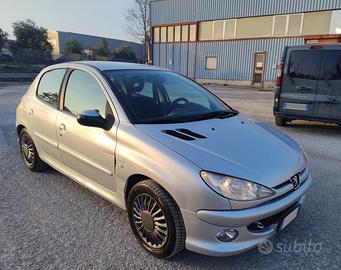 Peugeot 206-1.6 con 5 Porte-Impianto a Metano