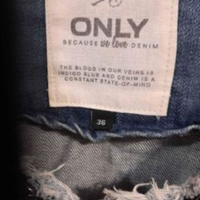 Giubbotto di jeans taglia 36
